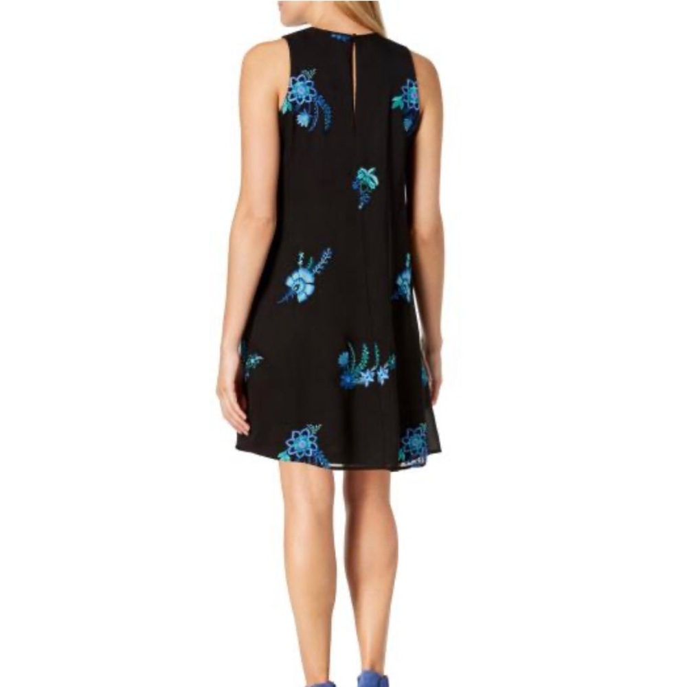NWT Calvin Klein Floral Embroidered Trapeze Dress - Picture 6 of 11